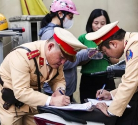 Sửa Luật Trật tự an toàn giao thông đường bộ: Chuyển 1 số nhiệm vụ từ Bộ Xây dựng sang Bộ Công an